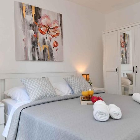 Apartman Leona Lovran Exteriér fotografie
