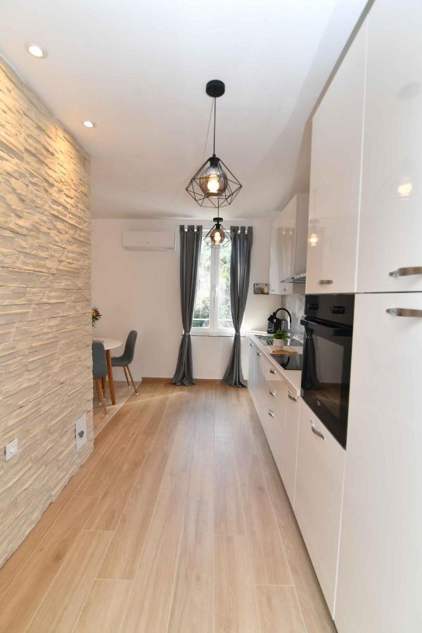 Apartman Leona Lovran Exteriér fotografie