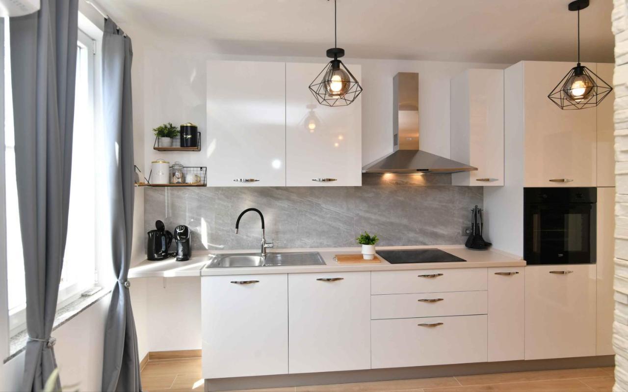 Apartman Leona Lovran Exteriér fotografie