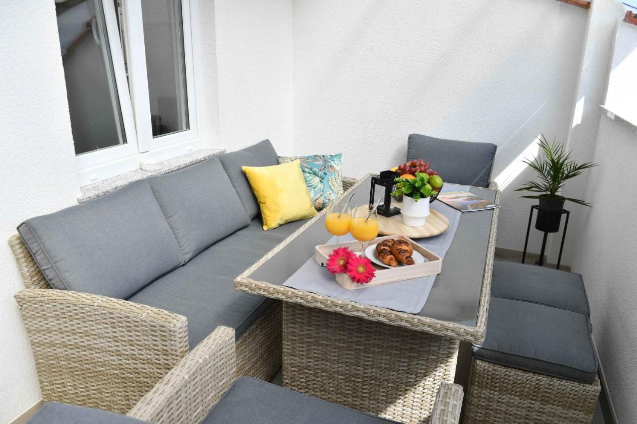 Apartman Leona Lovran Exteriér fotografie