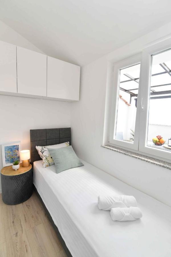 Apartman Leona Lovran Exteriér fotografie
