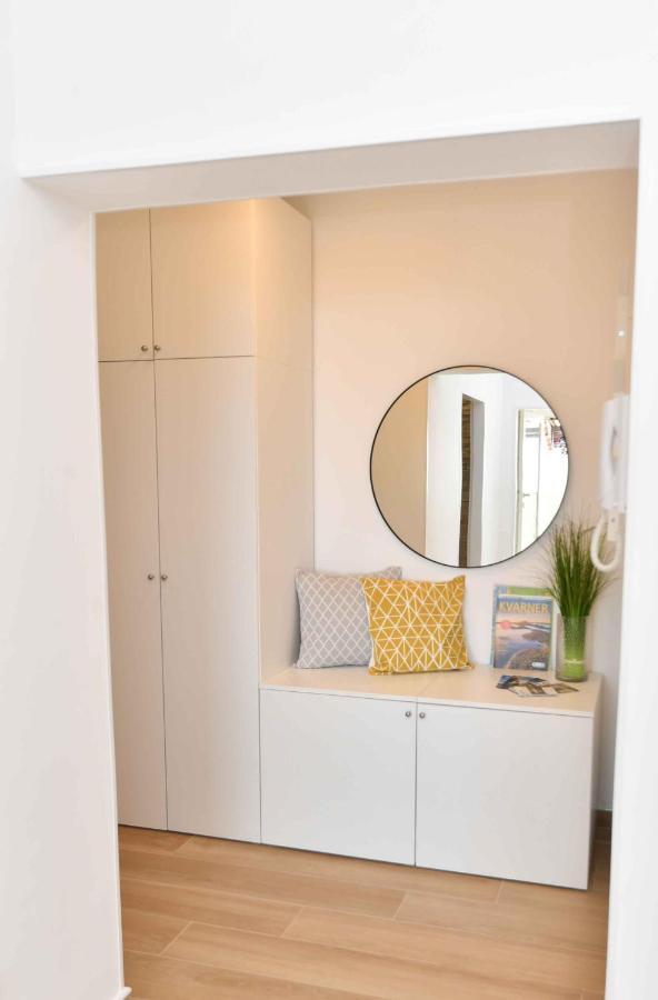 Apartman Leona Lovran Exteriér fotografie