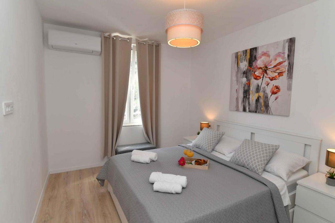 Apartman Leona Lovran Exteriér fotografie