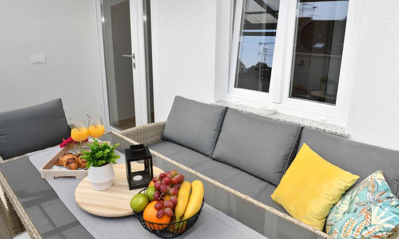 Apartman Leona Lovran Exteriér fotografie