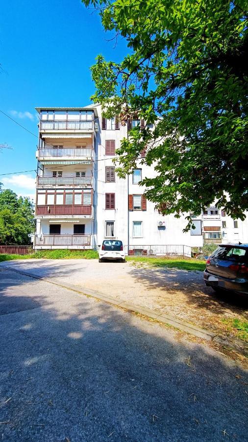Apartman Leona Lovran Exteriér fotografie